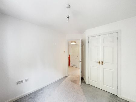 3 bedroom terraced house to rent - Photo 3