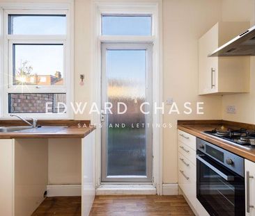 2 bedroom terraced house to rent - Photo 6