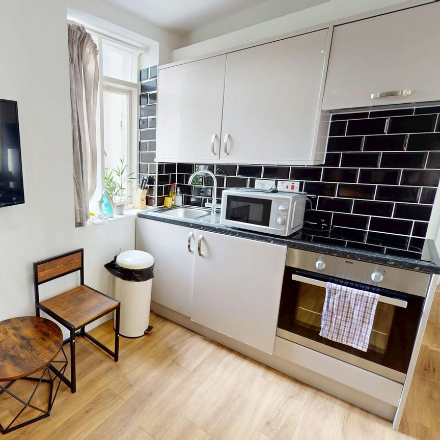 Studio flat to rent on - Photo 1