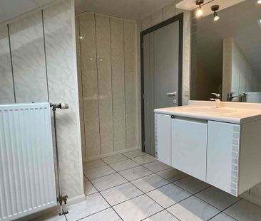 Appartement te huur in Houthalen voor € 760 met 2 slaapkamers - Photo 2