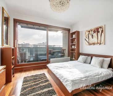 Pronájem bytu 2+kk 45 m² - Fotografie 6