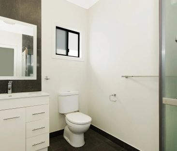 SHAREHOUSE ROOM AVAILABLE - $260 per week. - Photo 5