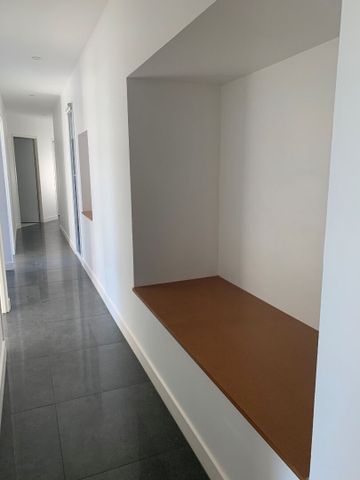 Location maison 6 pièces, 238.90m², L'Isle-Jourdain - Photo 5