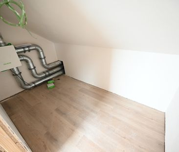 Volledig GERENOVEERD appartement met terras - Photo 4