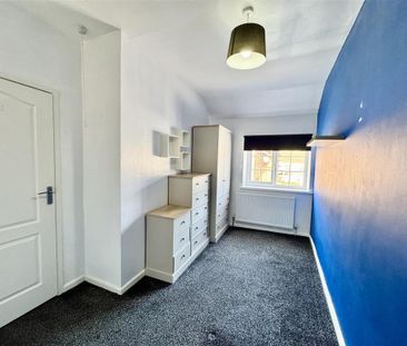 2 bedroom end of terrace house to rent - Photo 5
