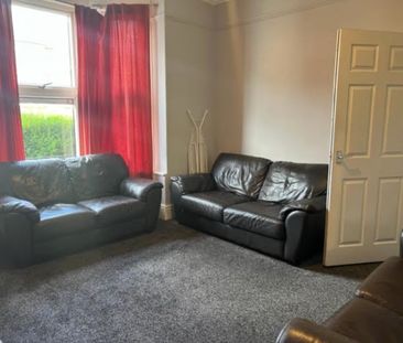 6 Bed - 52 Cliff Mount, Woodhouse, Leeds - LS6 2HP - Student - Photo 4