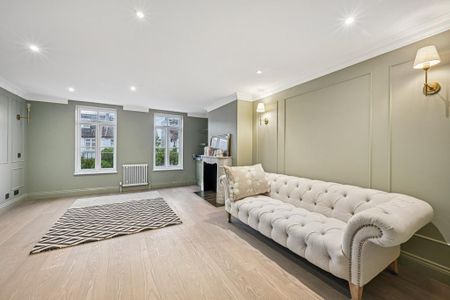 4 bedroom end of terrace house to rent - Photo 3