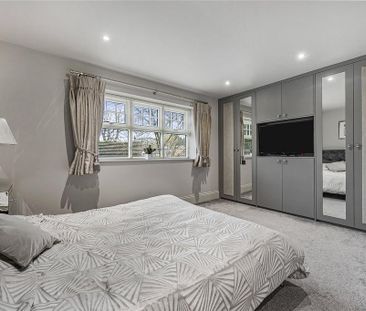 6 bedroom detached house to rent - Photo 4