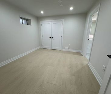 For Lease - 116 Redondo Drive Unit# Bst, Vaughan, Ontario - Photo 3