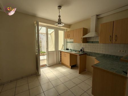 Location Maison 5 pièces 101m² COGNAC 16100 - Photo 2