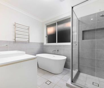 Brand New Spacious & Stylish Family Home in Prime Wilton Location - Photo 4