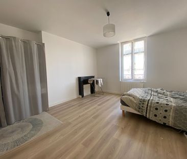 SECTEUR GARIBALDI, T2 de 53 m² dans un bel immeuble, refait à neuf ! - Photo 3