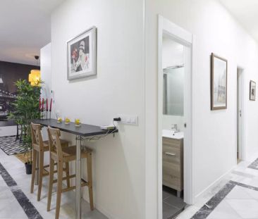 Room in a shared 11-bedroom apartment for rent in Universidad - Foto 4