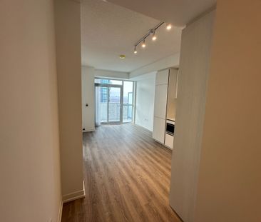 For Lease - 8 Interchange Way Unit# 4215, Vaughan, Ontario - Photo 1