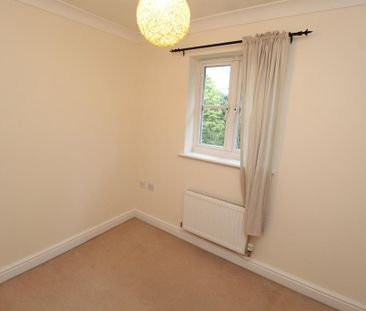 4 bedroom detached house to rent - Photo 4