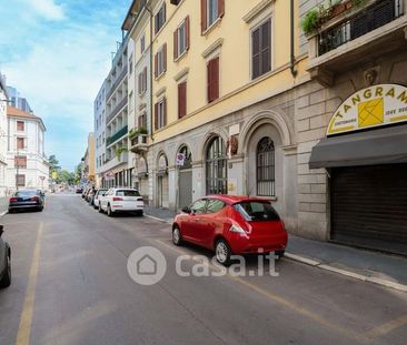 Bilocale in Affitto in Via della Commenda 33 a Milano - Photo 1
