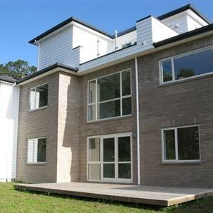 Spacious Multi Level Family Home - Photo 3