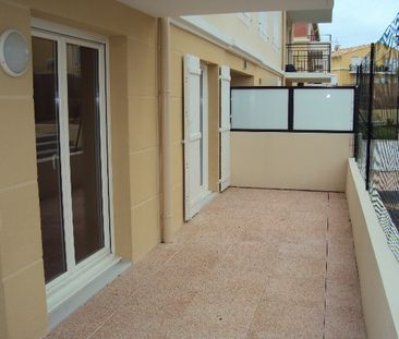 Location Appartement 2 pièces 49m² - Photo 3