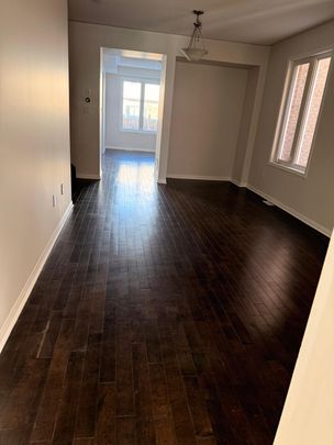 For Lease - 1059 Savoline Boulevard, Milton, Ontario - Photo 1