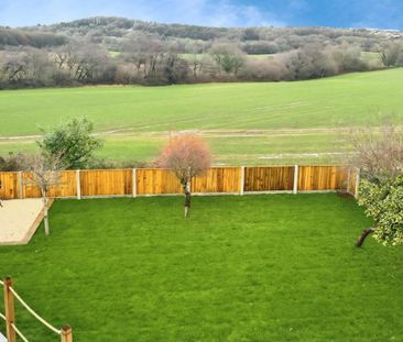 3 bedroom detached bungalow to rent - Photo 1