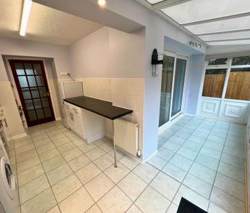 3 bedroom end of terrace house to rent - Photo 5