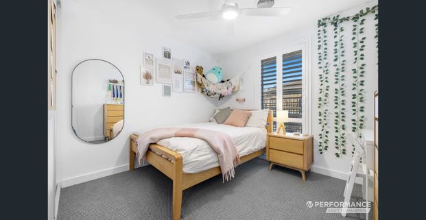 Tranquil Renovated Lifestyle Entertainer - Photo 1