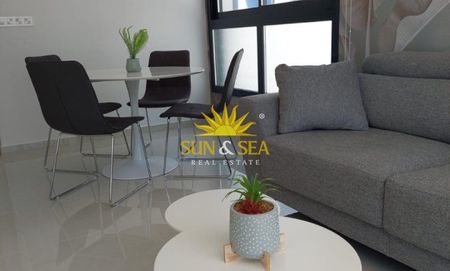 2 BEDROOM APARTMENT - TORREVIEJA - Photo 3