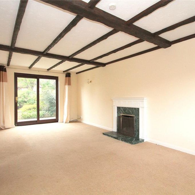 4 bedroom detached house to rent - Photo 1
