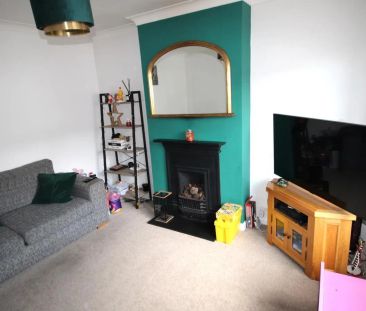 Fifth Avenue Lancing West Sussex - Photo 2