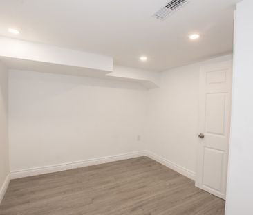 **ALL INCLUSIVE** 1 Bedroom Lower Unit in St. Catharines!! - Photo 5