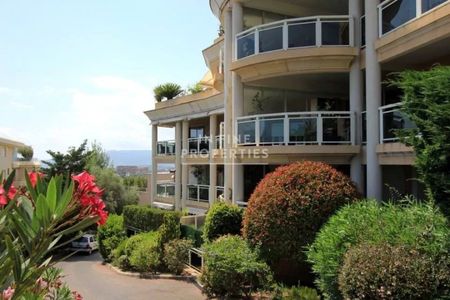 T2 MEUBLE AU CANNET - Photo 5