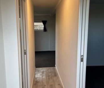 Modern 2 Bedroom Downstairs Unit - Photo 1