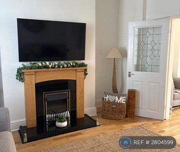 2 bedroom terraced house to rent - Photo 4