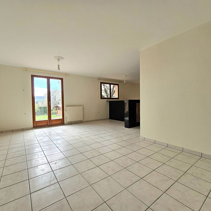 Location Maison 6 pièces 120m² LA ROCHE BLANCHE 63670 - Photo 1
