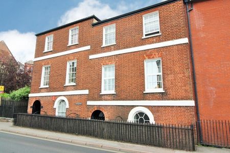 Magdalen St - One Bedroom Flat - Photo 2