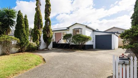 3 bedroom+1 Utility Mt Wellington - Photo 3