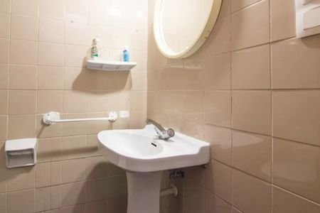 Carrer de Guillem de Castro, Valencia, Valencian Community 46001 - Photo 4