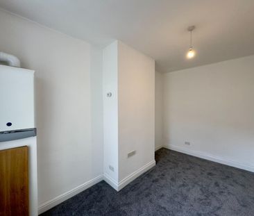 Victoria Road, Padiham, Burnley - Photo 4