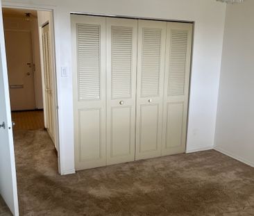 For Rent – 1 Bedroom - Photo 5