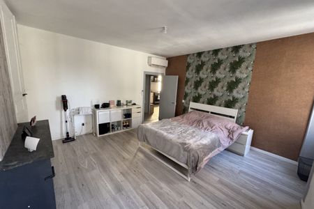 Appartement T2 meublé à louer à TOURNON - Photo 5