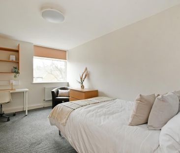 4 bedroom apartment to rent - Photo 6