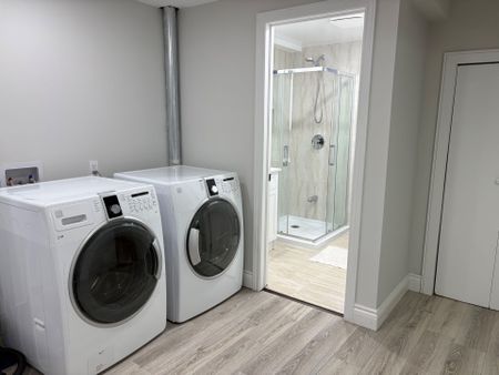 For Lease - 260 Hillside Drive, Mississauga, Ontario - Photo 4