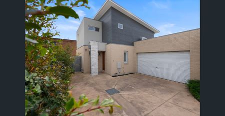 SHORT TERM LEASES AVAILABLE - Photo 4