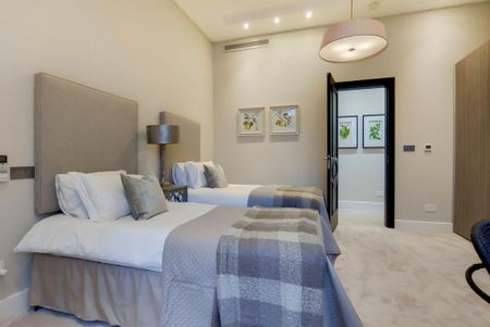 4 bedroom apartment to rent - Photo 4