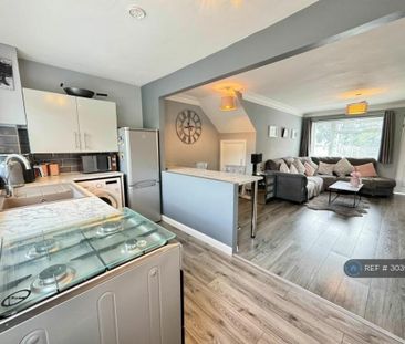 2 bedroom maisonette to rent - Photo 6