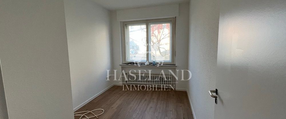 Zwei-Zimmer Wohnung nach Renovierung mit neuem Duschbad - Foto 1