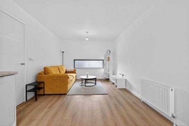 Apt 19 Porters Annex, 31 Apsley Street, Donegall Pass, Belfast, BT7 1FU - Photo 1