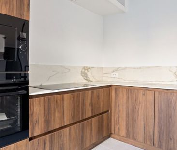 Appartement te huur in Eeklo voor € 1.100 met 2 slaapkamers - Photo 6