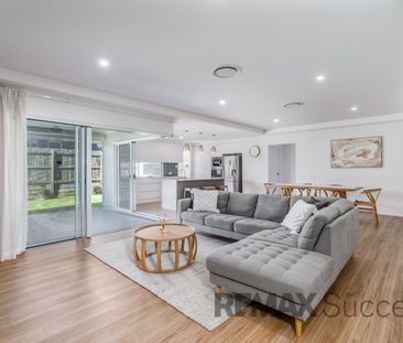 17 O'Neill Circuit, Kearneys Spring QLD 4350 - House For Rent | Domain - Photo 4