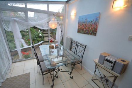 3 bedroom end of terrace house to rent - Photo 4